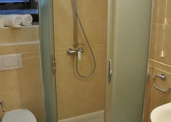 Πανσιόν Podvin 3*